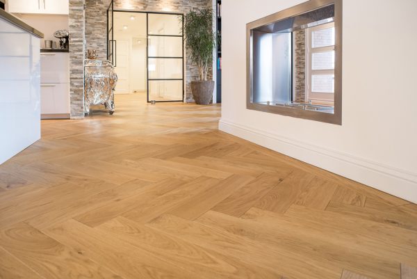 Floer-Eiken-Visgraat-Parket-Vloeren-Naturel-Geolied-Sfeer