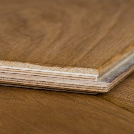 Floer-eiken-lamel-parket-houten-vloer-naturel-geolied-dubbel-gerookt-detail