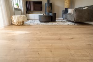 Floer-Landhuis-Laminaat-Onbehandelde-Eik-interieur-vloer-doorlopend-patroon-extra-breed-laminaat-vloer-vloeren-extra-brede-laminaat-vloer 4 sfeer