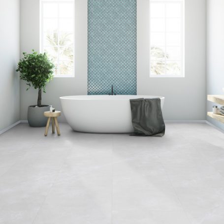 Floer-Tegel-PVC-Vloer-Kalksteen-Wit-een-witte-vloer-zo-doe-je-dat-5-tips-voor-de-badkamer-vloer