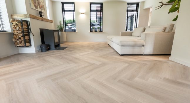 Floer-Walvisgraat-PVC-vloer-Orka-Onbehandeld-interieur-woning