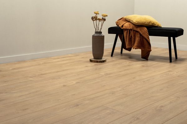 Floer-Authentiek-Laminaat-Naturel-Geolied-sfeer-perspectief