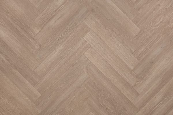 Floer Hybride Laminaat Walvisgraat – Griend Grijs van Vloerspecialist Govers