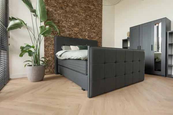 Floer-Walvisgraat-PVC-vloer-Gaia-Grijsbeige-interieur-woonkamer