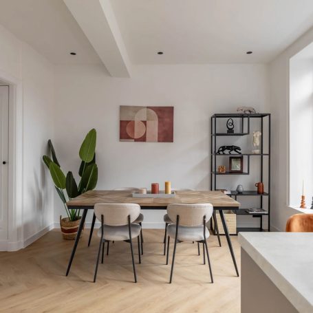 Floer-Walvisgraat-Click-PVC-vloer-Bryde-Bruin-eetkamer-interieur