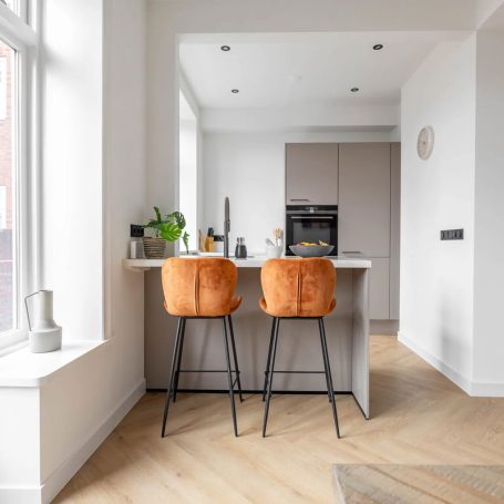 Floer-Walvisgraat-Click-PVC-vloer-Bryde-Bruin-keuken-interieur