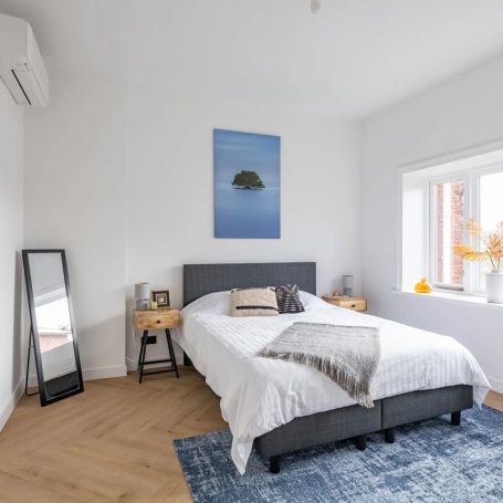 Floer-Walvisgraat-Click-PVC-vloer-Bryde-Bruin-slaapkamer-interieur