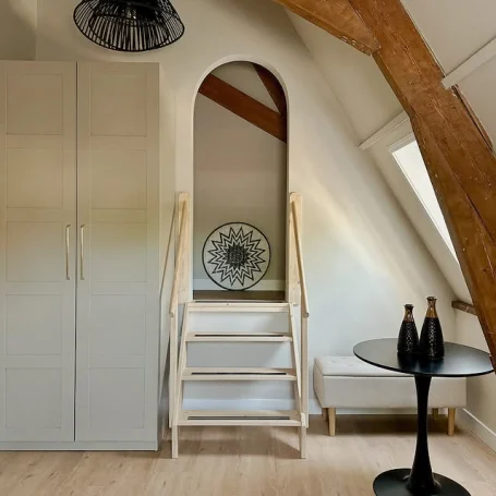 Floer-Dorpen-PVC-vloer-Grolloo-Grijsbeige-Eiken bovenverdieping rustige beige pvc vloer in woning