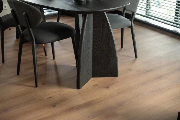 Floer-Natuur-Click-PVC-vloer-Niederhorn-Nootbruin