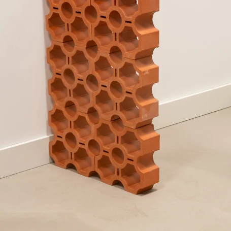 Floer-Terracotta-Roomdivider-Star-sfeer-perspectief