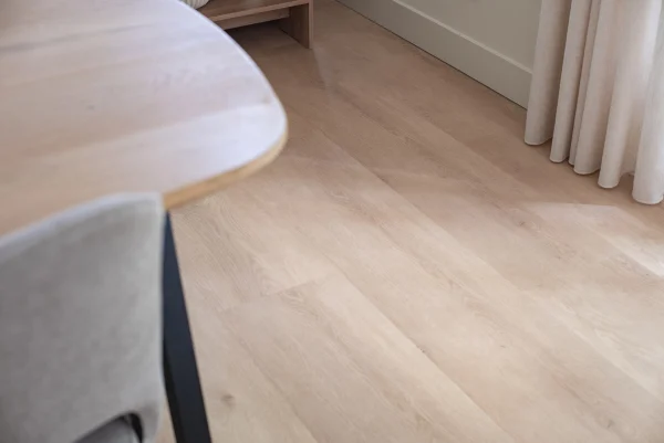 Floer Landhuis PVC vloer Witte Eik interieur woonkamer