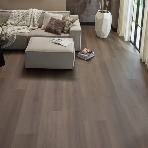 PVC plank verwijderen? Zo vervang je één plank zonder de hele vloer te slopen