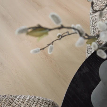 Floer-Landhuis-Plak-PVC-vloer-Lichtbruine-Eik-woonkamer