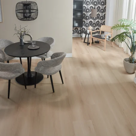 Floer-Landhuis-Plak-PVC-vloer-Lichtbruine-Eik-woonkamer