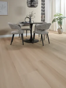 Floer-Landhuis-Plak-PVC-vloer-Lichtbruine-Eik-woonkamer