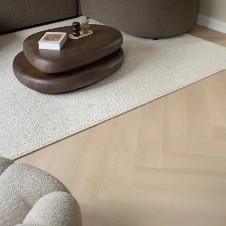 Floer-Walvisgraat-PVC-vloer-Zwaardvis-Zand-woonkamer-4