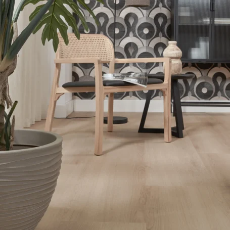 Floer-Landhuis-Click-PVC-vloer-Lichtbruine-Eik-woonkamer