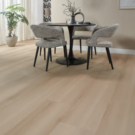 Floer-Landhuis-Click-PVC-vloer-Lichtbruine-Eik-woonkamer
