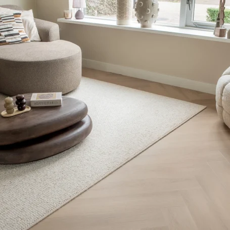 Floer-Walvisgraat-Click-PVC-vloer-Zwaardvis-Zand-woonkamer-3