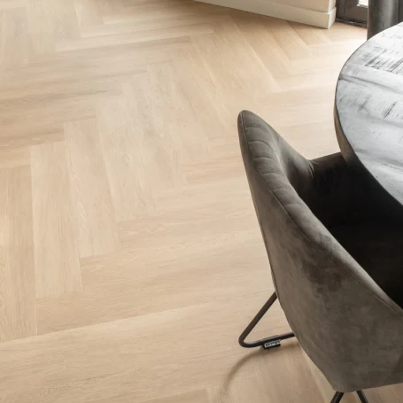 Floer Walvisgraat PVC vloer Noordkaper Natuur interieur woonkamer