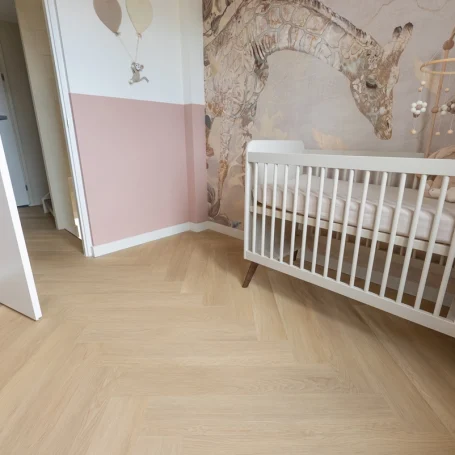 Floer Walvisgraat PVC vloer Noordkaper Natuur interieur kinderkamer