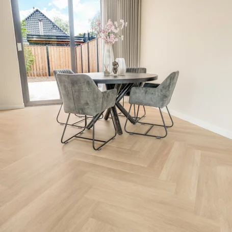 Floer Walvisgraat PVC vloer Noordkaper Natuur interieur woonkamer