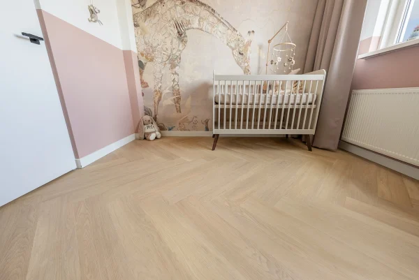 Floer Walvisgraat PVC vloer Noordkaper Natuur interieur kinderkamer