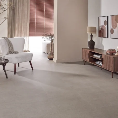 Floer Tegel Click PVC vloer Betonlook Greige interieur