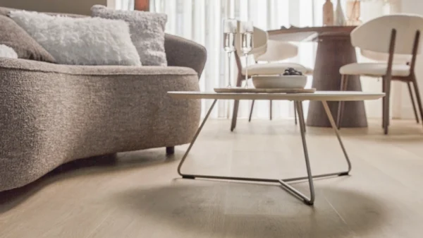 Floer-Landhuis-PVC-vloer-Natuur-Eik-woonkamer-Bijgewerkt-11