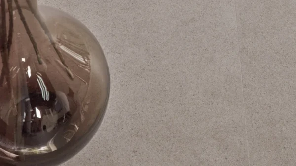 Floer-Tegel-PVC-vloer-Betonlook-Greige-interieur-Bijgewerkt-8