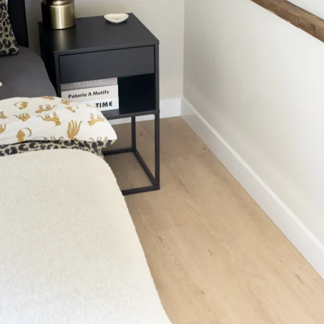 Floer Natuur Click PVC vloer Garda Grijsbeige interieur